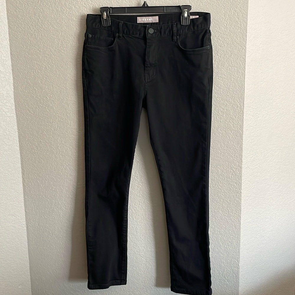 CLOSET CLEANOUT $10 Men’s A-Frame Jeans